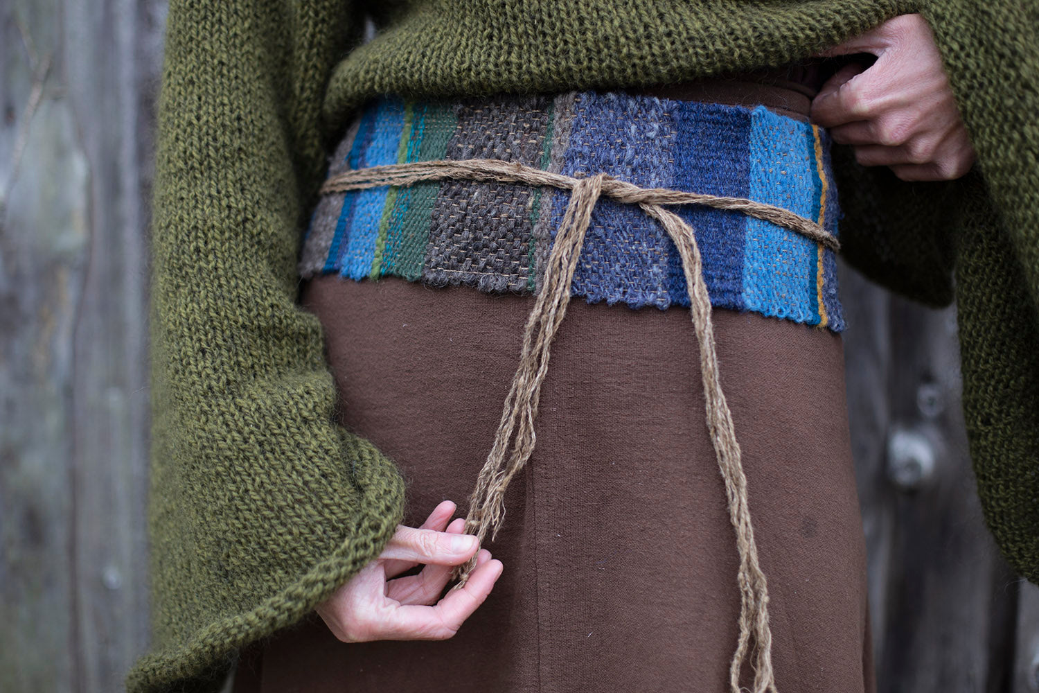 Woven womb belt