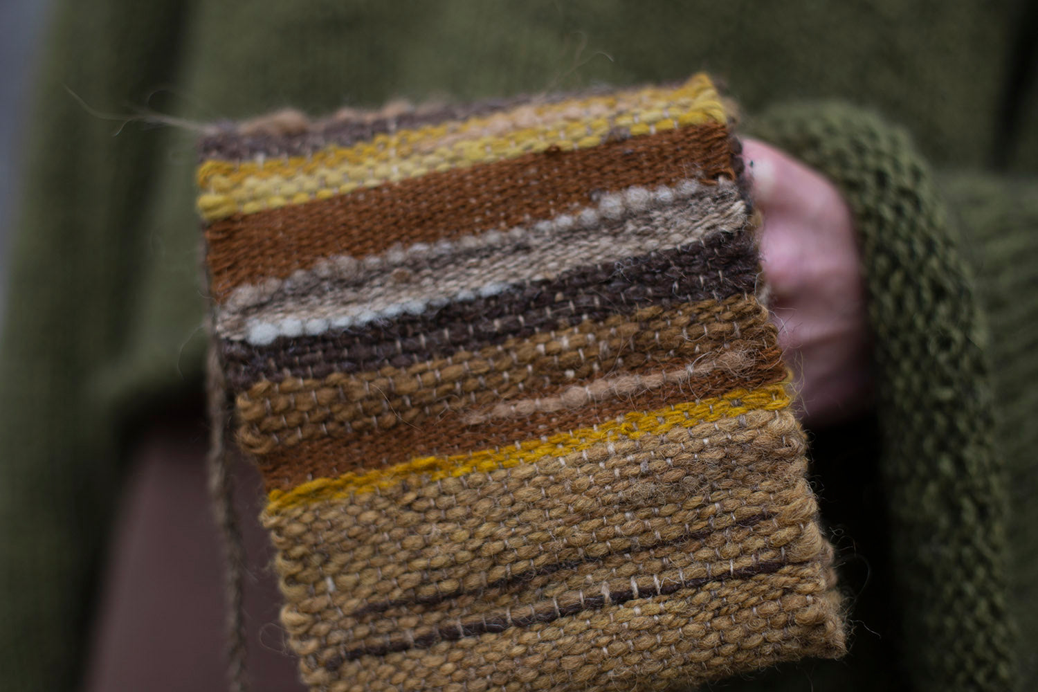 Woven womb belt