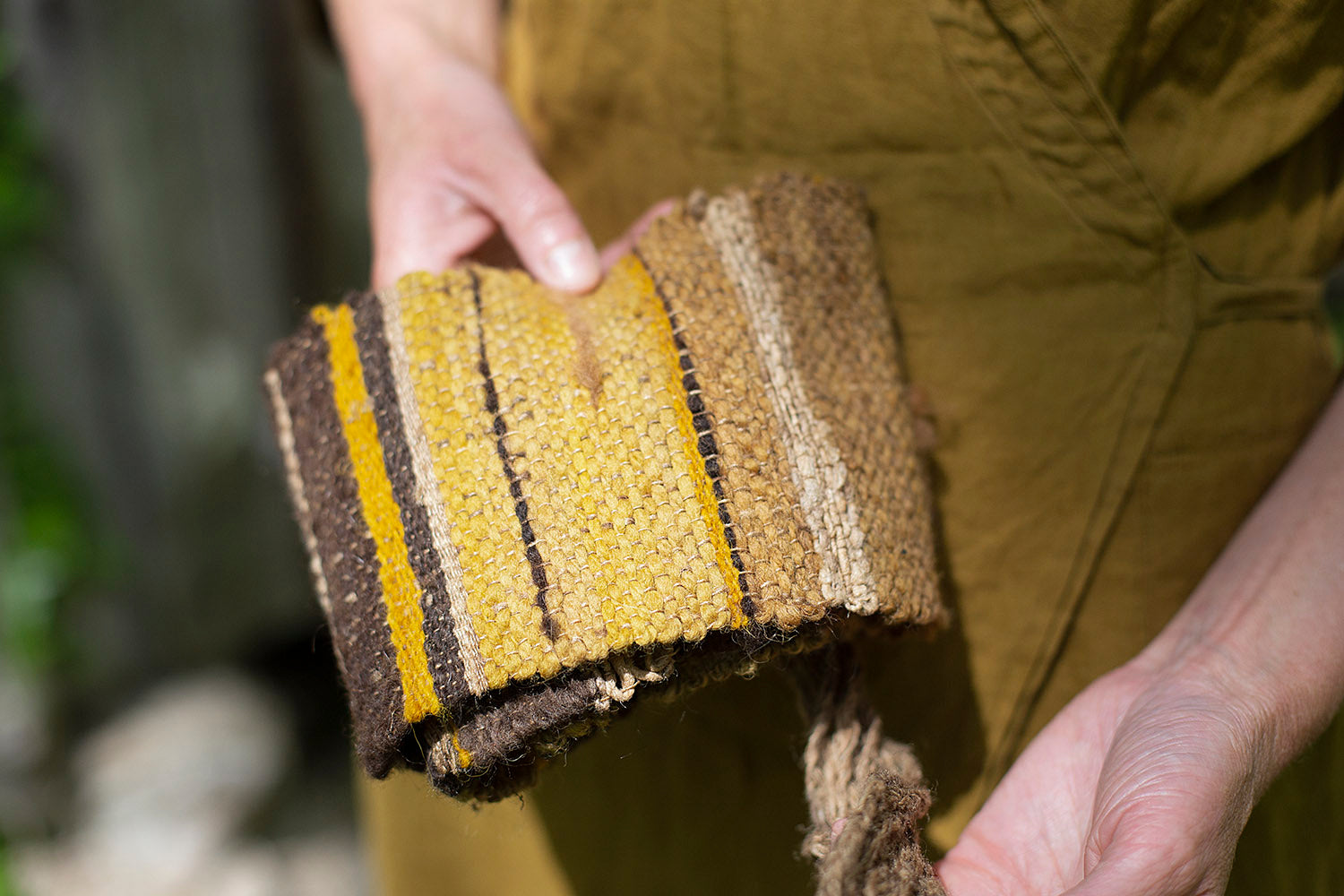 Woven womb belt